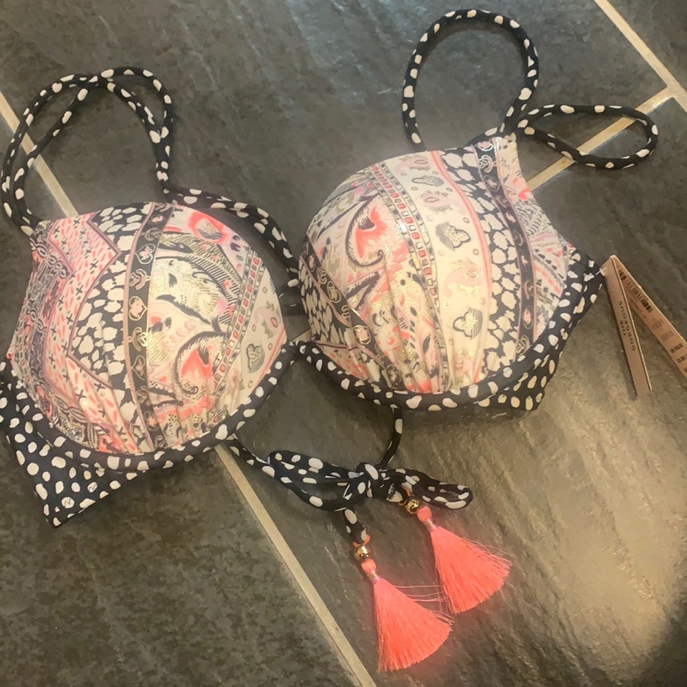Bathing suit top